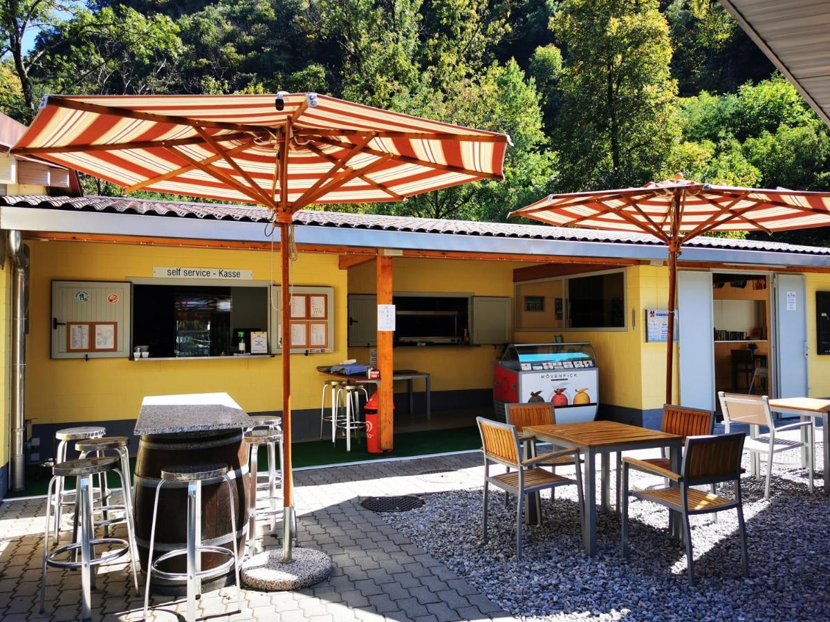 Camping Melezza Losone ภายนอก รูปภาพ