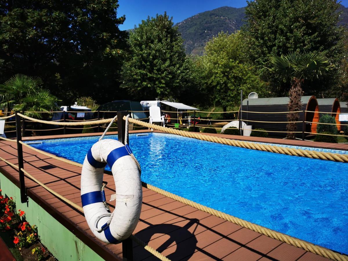 Camping Melezza Losone ภายนอก รูปภาพ