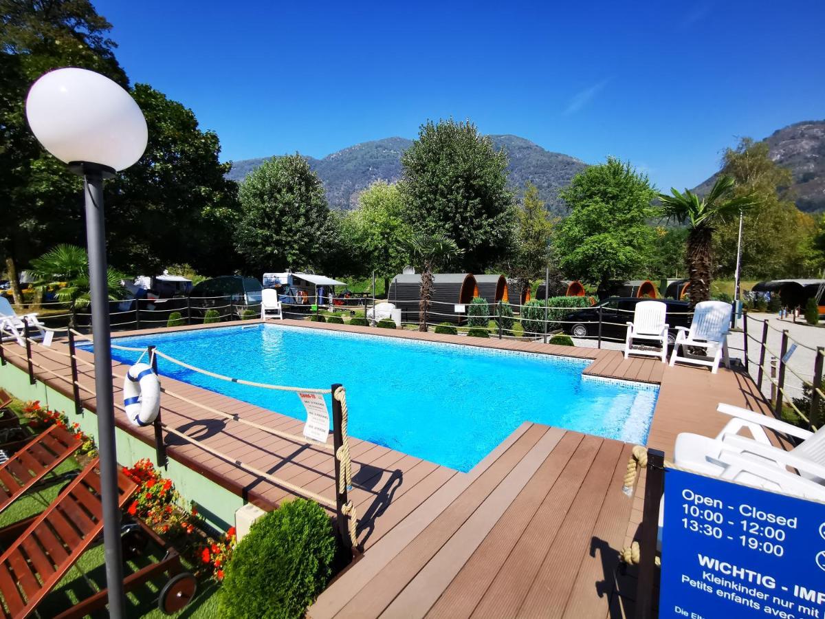 Camping Melezza Losone ภายนอก รูปภาพ